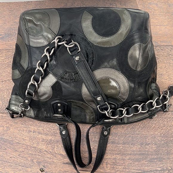 Stunning Coach tote - Picture 8 of 9